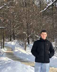 Влад Ермолаев