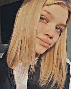 Алина Попова