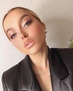 Карина Ким