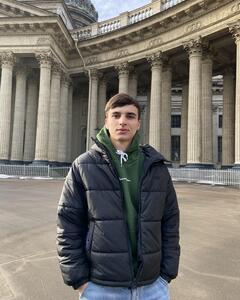 Максим Гусейнов