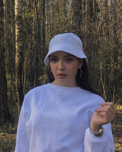 Аня Погорелова