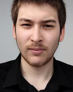 Денис Тляшев