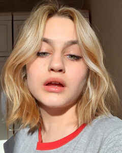 Любовь Гоффман