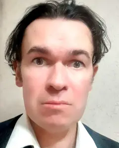 Михаил Антонов