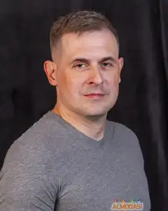 Алексей Симонов