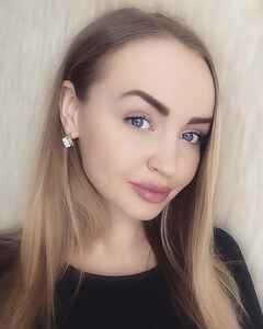 Лера Бахарева
