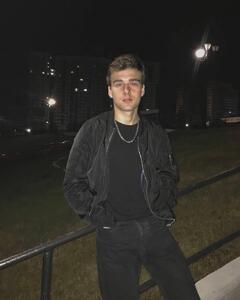Владислав Абраменко