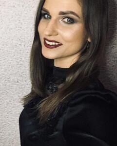 Анна Харитонова