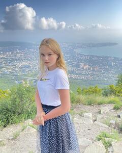 Анна Петровская