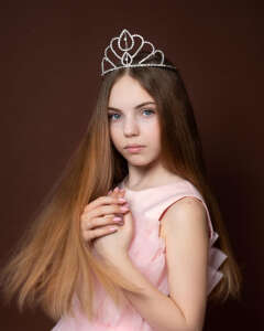 Алёна Тарханова