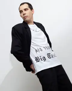 Роман Серов