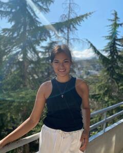 Дарина Буржи