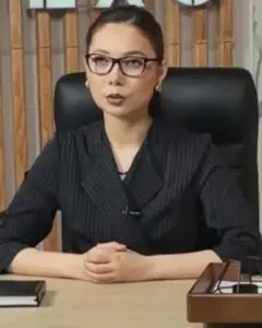 Айлия Дун