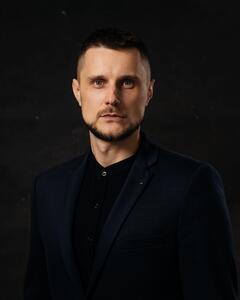 Максим Зыков