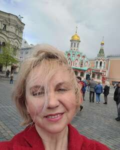 Елена Златова