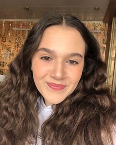 Александра Исакова