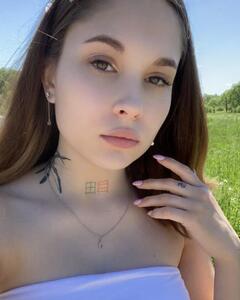Александра Попова