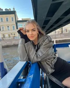 Карина Карлова