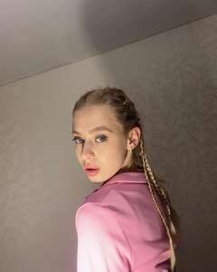 Камилла Леонова