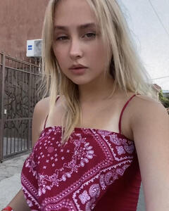 Кира Кузменова