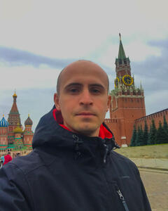 Артем Хотитовский