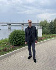 Владислав Иванов