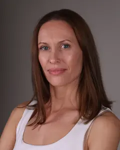 Юлия Овезова