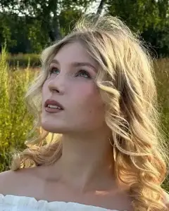 Екатерина Кулакова