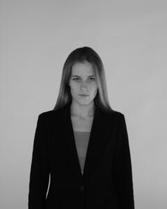 Влада Антонова