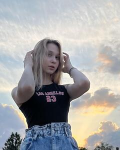 Влада Храмцова