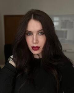Арина монова