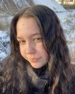 Ника Бурова