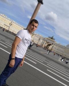 Максим Лосев