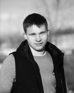 Михаил Хмеленко