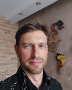 Денис Велькин