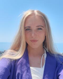 Алиса Горос