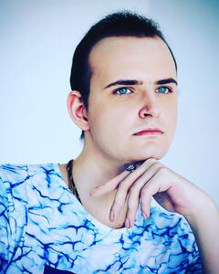 Максим Чугунов