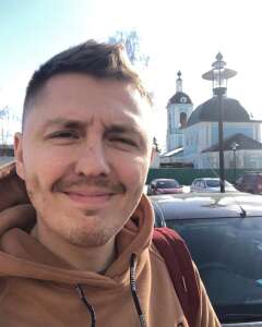 Евгений Новиков