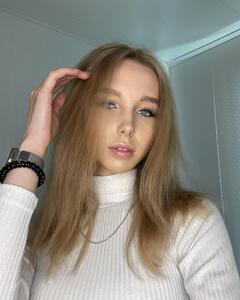 Алина Лавова