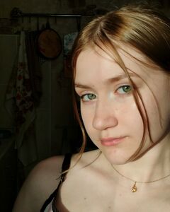 Александра Попова