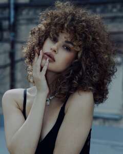 Сафия Мезикова