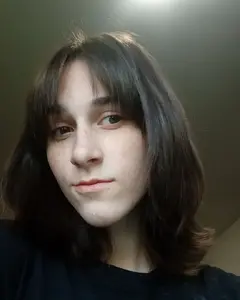 Алёна Суркова