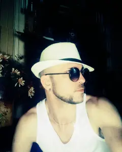 Антон Плотников