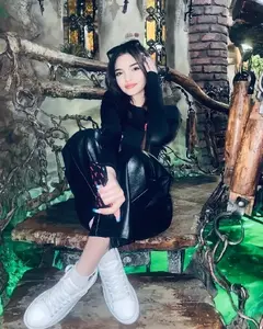 Эмми Авакян