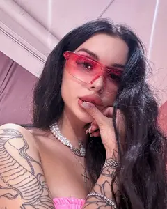 Алина Суворова