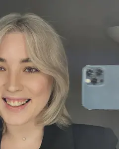 Елена Кардаполова