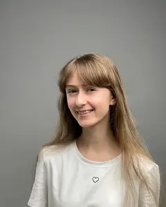 Николетта Елисеева