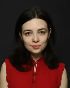 Ксения Стешиц