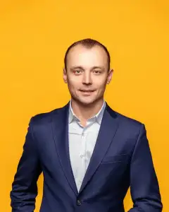 Роман Дыбин