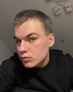 Данила Хватов